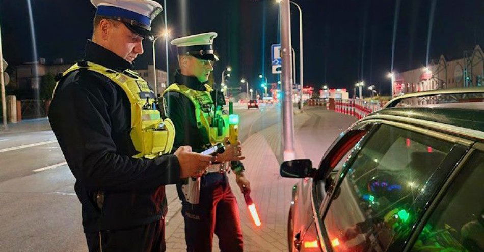 zdjęcie: Kalisz: 10 kierowców zatrzymanych podczas akcji Trzeźwość / fot. KMP w Kaliszu
