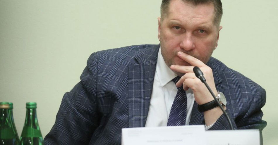 zdjęcie: Resort edukacji pracuje nad przepisami likwidującymi tzw. godziny czarnkowe / fot. PAP