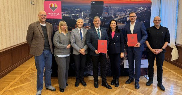 Katowice rozwijają projekt Generacja AI. Kolejny etap programu edukacyjnego iSpot oraz Fundacji OFF School obejmie wszystkie typy szkół w mieście