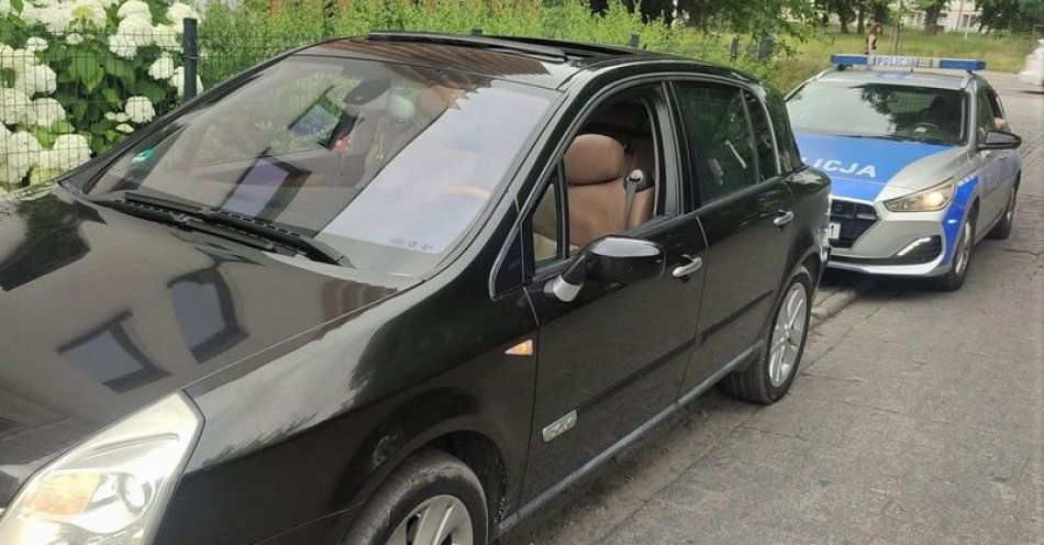 zdjęcie: W niezarejestrowanym aucie, bez uprawnień i pod wpływem amfetaminy. Jak sam przyznał, nie był to jego pierwszy raz / fot. KMP w Wrocławiu