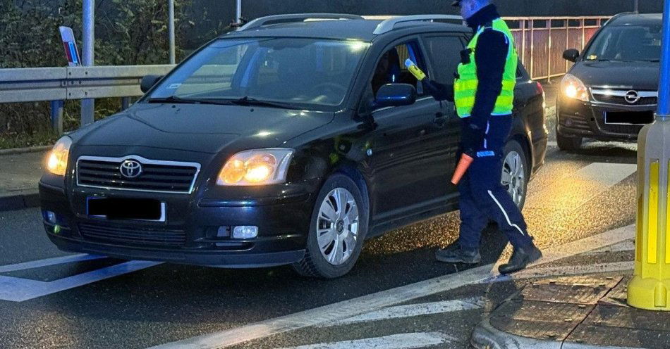 zdjęcie: Trzeźwy poranek: trzech kierowców zatrzymanych za jazdę po alkoholu / fot. KPP w Nowym Dworze Mazowieckim "Trzeźwy Poranek" na drogach powiatu nowodworskiego