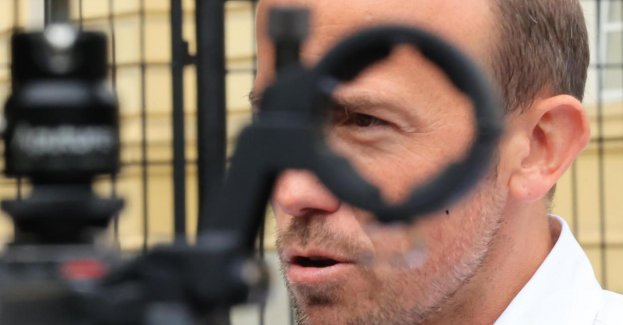 B.Budka zaatakowany w Galerii Katowickiej - napastnik go wyzywał, zaczął szarpać