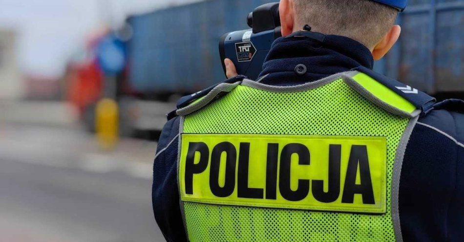 zdjęcie: Kobieta straciła prawo jazdy po jeździe 101 km/h w Knyszynie / fot. KPP Mońki