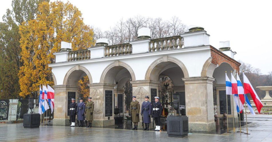 zdjęcie: W czwartek uroczystości z okazji 99. rocznicy utworzenia Grobu Nieznanego Żołnierza / fot. PAP