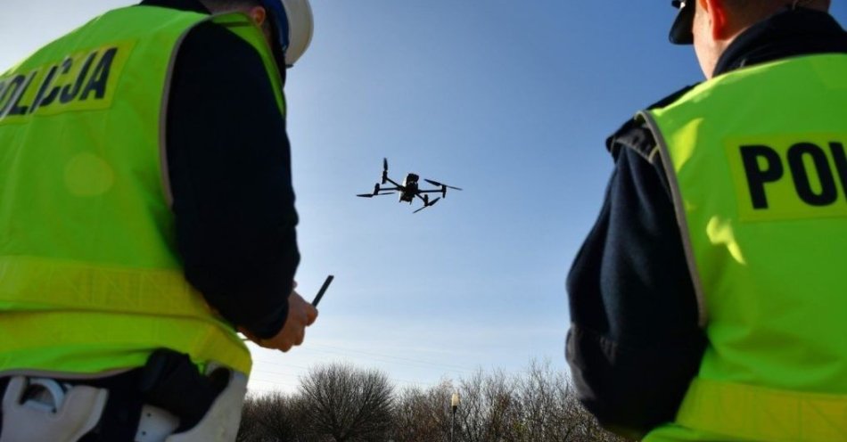 zdjęcie: Dron ujawnił wykroczenia przy przejściach / fot. KMP w Bielsku-Białej