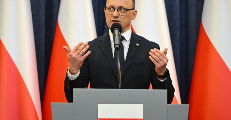 zdjęcie: Leśkiewicz: decyzja ws. aneksu do raportu z likwidacji WSI ma charakter państwowy, nie polityczny / Warszawa, 23.04.2026. Rzecznik prasowy prezydenta RP Rafał Leśkiewicz na briefingu prasowym w Pałacu Prezydenckim w Warszawie, 23 bm. Spotkanie dot. m.in. aneksu do raportu WSI. (ad) PAP/Radek Pietruszka