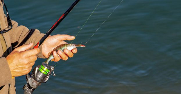 50-letni wędkarz nie mógł wydostać się z rzeki, interweniowała straż pożarna