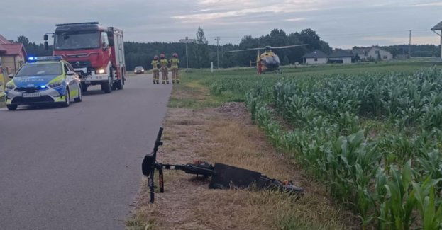 Poważny wypadek dwóch nastolatków jadących jedną hulajnogą