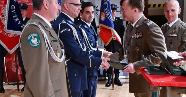 Wiceszef rudzkiej policji odznaczony przez Straż Graniczną