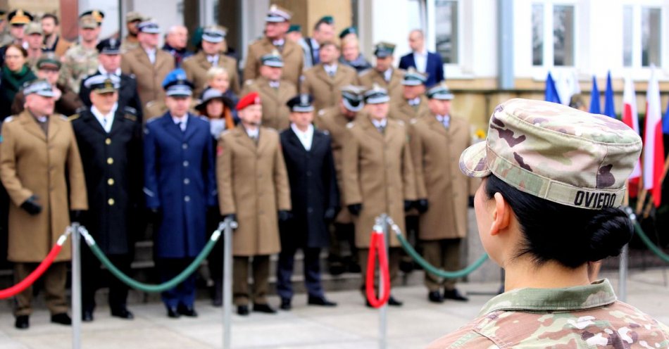 zdjęcie: Wspólnie świętowaliśmy Obchody 25 lat Polski w NATO / fot. KMP w Toruniu