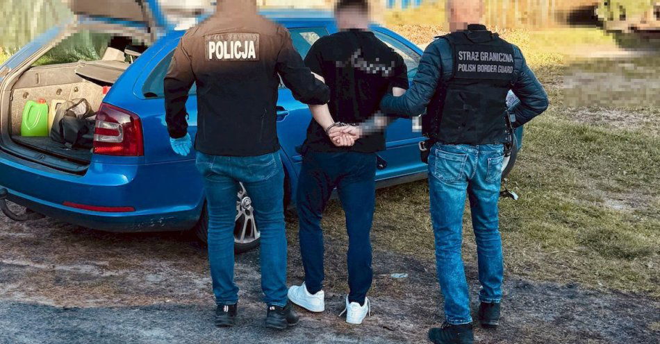 zdjęcie: Prawie 15 kg narkotyków zabezpieczone przez słupskich mundurowych / fot. KMP w Słupsku