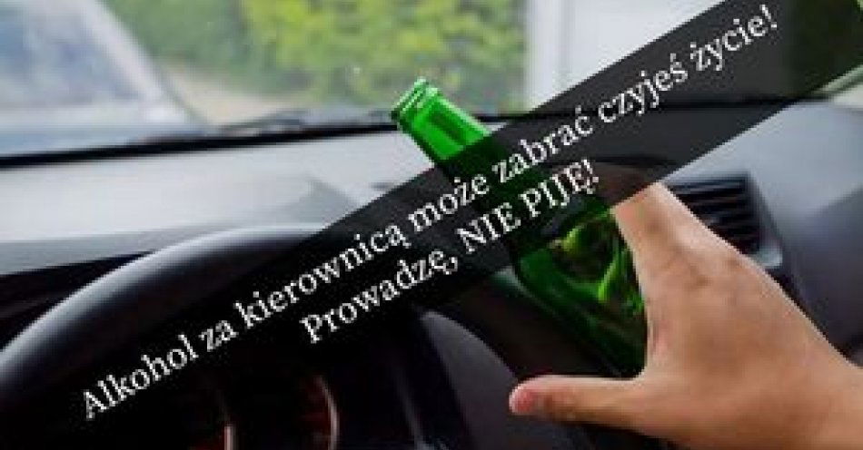 zdjęcie: Świadkowie zabrali kluczyki pijanemu kierowcy. 19-latek został zatrzymany, gdy przyszedł je odebrać / fot. KPP w Ciechanowie