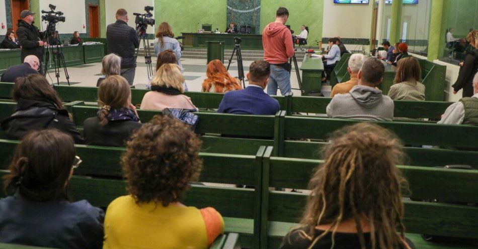zdjęcie: W czerwcu możliwe zakończenie procesu aktywistów oskarżonych wz. z nielegalną migracją / fot. PAP