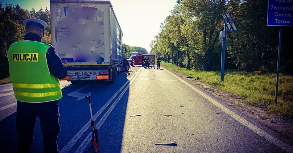 zdjęcie: Śmiertelny wypadek w Podgórze na DK 12 / fot. KMP w Radomiu
