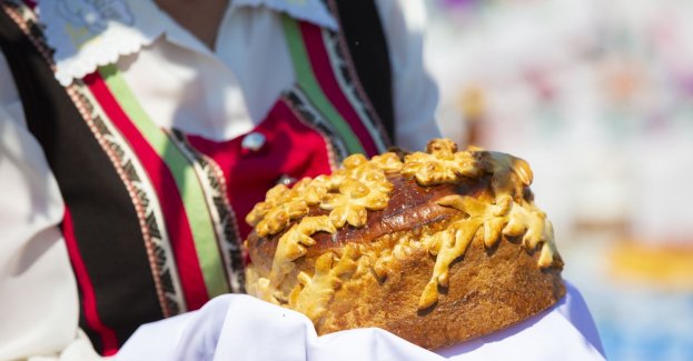 Dożynki to święto dziękczynienia i radości, w którego centrum jest Bóg