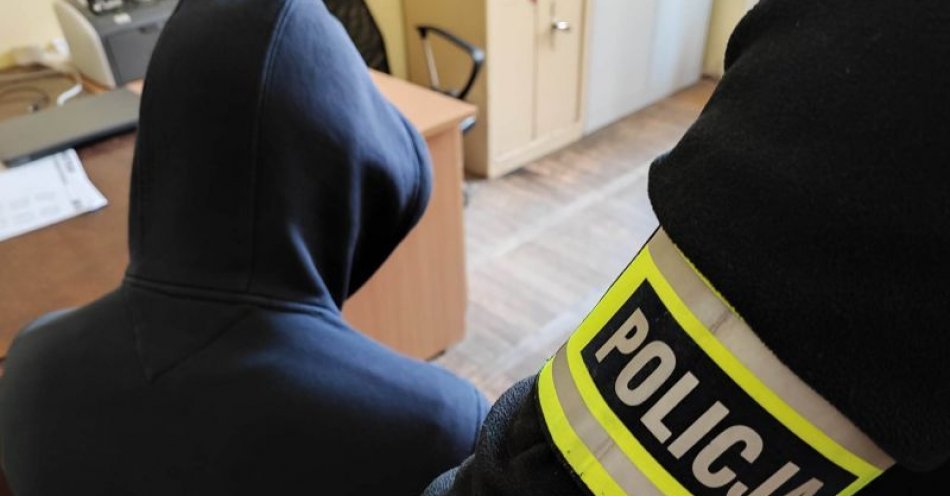 zdjęcie: Zaatakował mężczyznę ostrym narzędziem. Policjanci szybko zatrzymali podejrzanego. Został tymczasowo aresztowany / fot. KPP w Trzebnicy