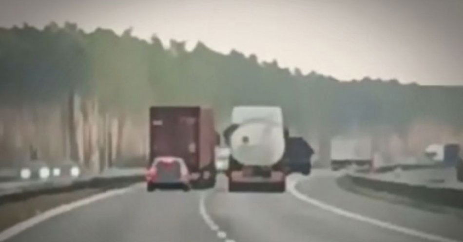 zdjęcie: Tranzyt na autostradzie A2 pod lupą lubuskich policjantów / fot. KPP Międzyrzecz