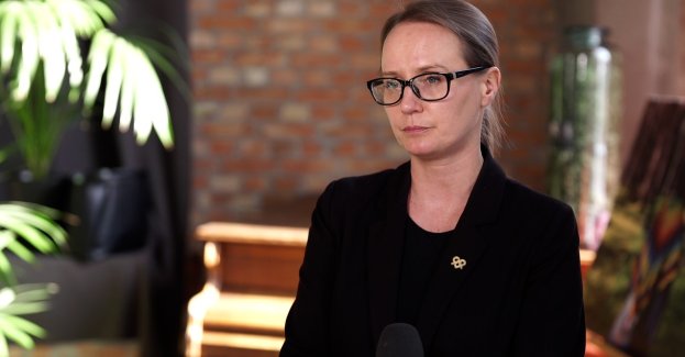 Dziewczęta coraz częściej w kryzysie. Internet i przemoc napędzają wzrost prób samobójczych