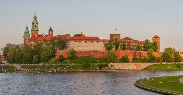 Wawel otwiera nowy taras z widokiem na wszystkie dachy zamku i panoramę okolic