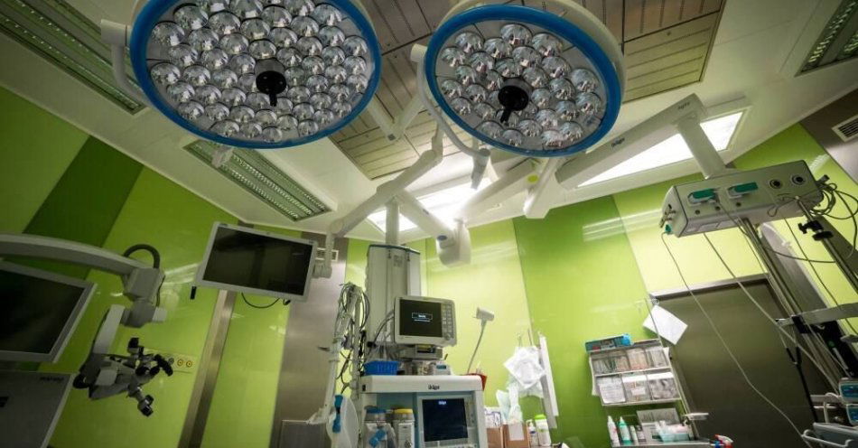 zdjęcie: Lekarze usunęli ponad 11-kilogramowy guz macicy; apelują o badania profilaktyczne / fot. PAP