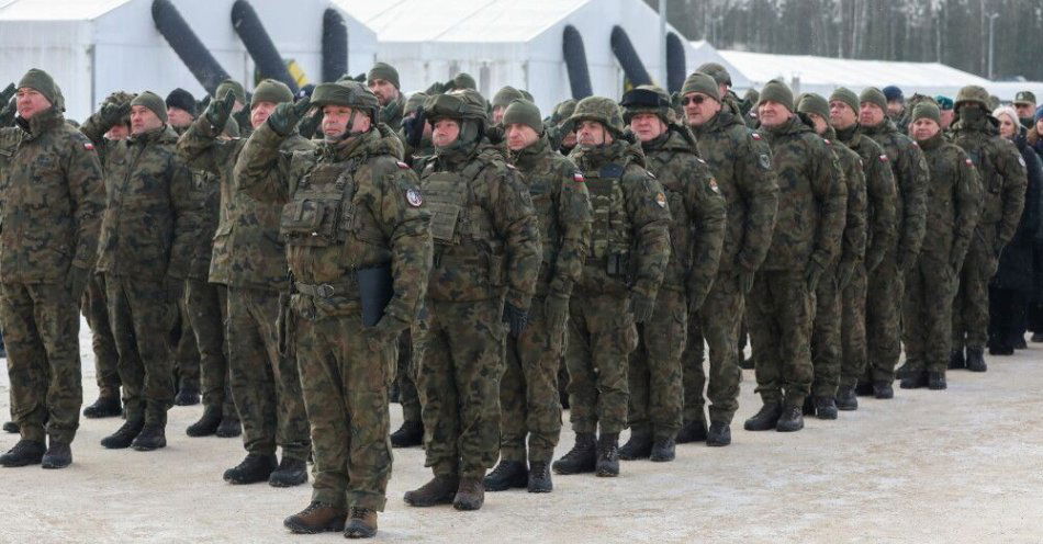 zdjęcie: Rozpoczęła się czwarta zmiana Zgrupowania Zadaniowego Podlasie wspierającego SG / Karakule (pow. białostocki), 30.01.2026. Uroczystość przekazania dowodzenia pomiędzy Dowódcami III oraz IV zmiany Zgrupowania Zadaniowego Podlasie na terenie Ośrodka Ćwiczeń „Zielona