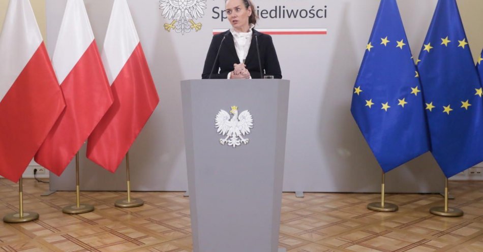 zdjęcie: Każdy ma prawo nie jeść i nie pić / fot. PAP