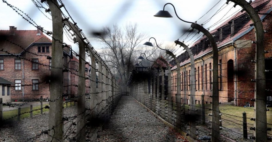 zdjęcie: 79 lat temu Armia Czerwona otworzyła bramy obozu Auschwitz / fot. PAP