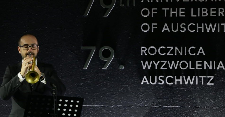 zdjęcie: Zło nie rodzi dobra, ale dobro nie da się zwyciężyć / fot. PAP