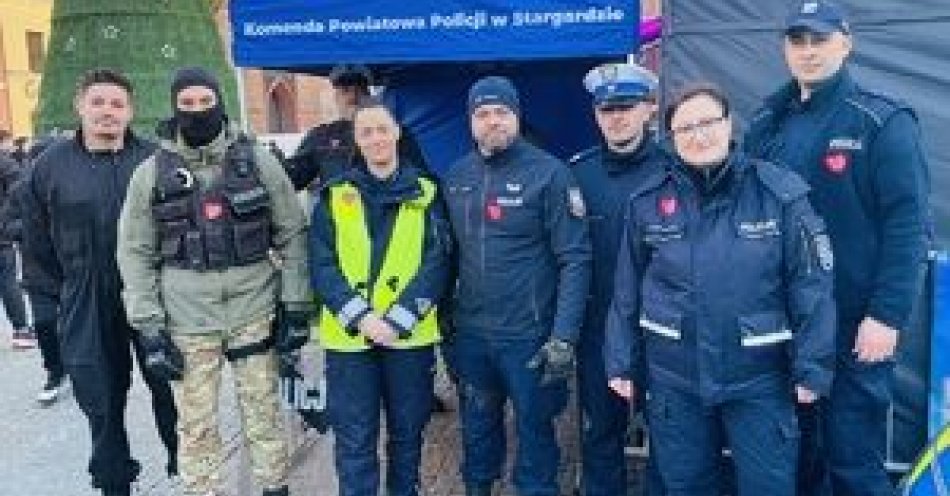 zdjęcie: Policjanci na 32 finale WOŚP / fot. KPP w Stargardzie