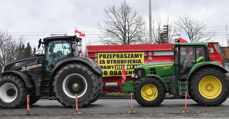 zdjęcie: Rolnicy po spotkaniu z wiceministrem rolnictwa zapowiadają kontynuację protestu / fot. PAP