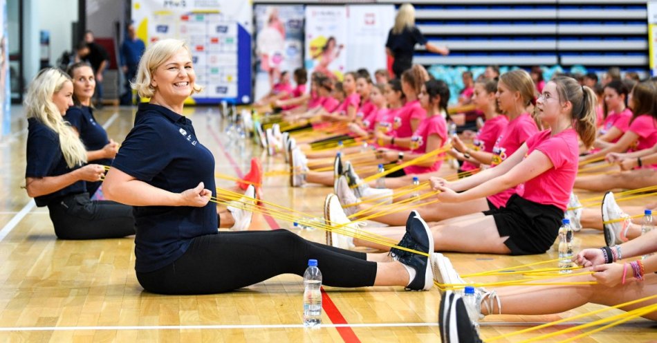 zdjęcie: Dwie mistrzynie olimpijskie i inne wielkie gwiazdy sportu na niezwykłej lekcji wf / fot. Paweł Skraba