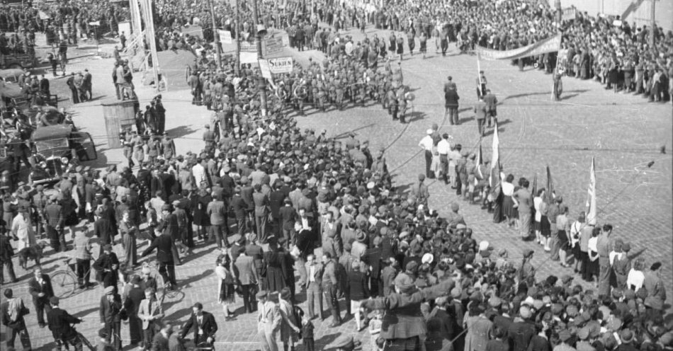 zdjęcie: 1 maja – 130 lat burzliwej historii Święta Pracy / fot. PAP