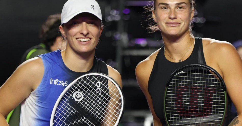 zdjęcie: Turniej WTA w Madrycie - finał Świątek kontra Sabalenka, czyli nowy tenisowy klasyk / fot. PAP