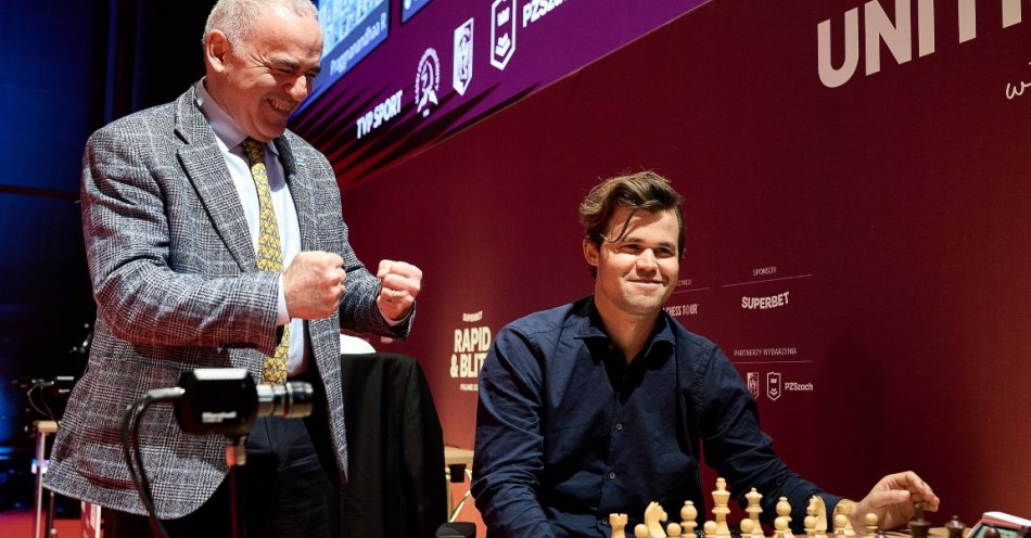 zdjęcie: Garri Kasparow na Superbet Rapid & Blitz 2024: dyktatorzy nie grają w szachy, wybierają pokera / fot. Rafał Oleksiewicz