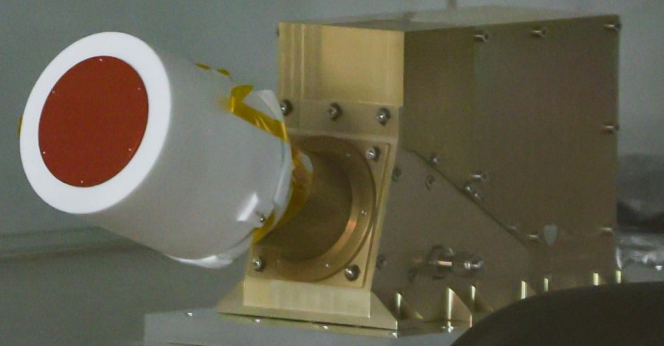 zdjęcie: Serduszko WOŚP i nazwisko Polaka na sondzie NASA, która poleci w stronę Słońca / fot. PAP