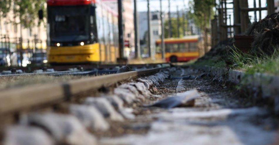 zdjęcie: Latem ruszą wstępne prace przy budowie tramwaju do Dworca Zachodniego / fot. PAP