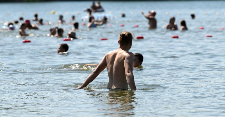 zdjęcie: Tylko 55 proc. kąpielisk w Polsce jest bardzo dobrej jakości / fot. PAP