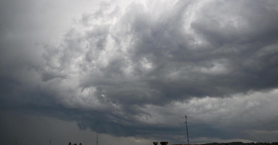 zdjęcie: IMGW ostrzega przed burzami w prawie całej Polsce / fot. PAP