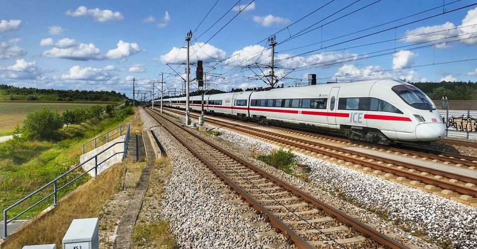 zdjęcie: Od 9 czerwca wakacyjny rozkład jazdy pociągów / pixabay/3228041