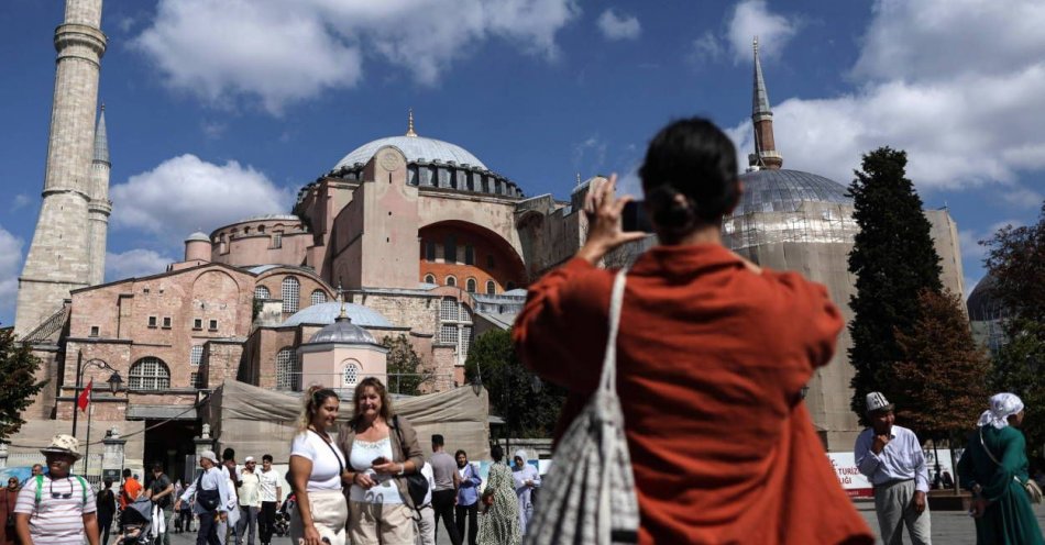 zdjęcie: Turcja najpopularniejszym kierunkiem polskich klientów biur podróży / fot. PAP