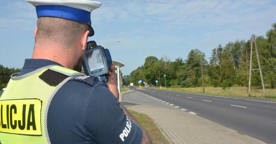 zdjęcie: Wakacje rozpoczęte! Kierowco za kierownicą skup się na drodze i ściągnij nogę z gazu! / fot. KPP Krosno Odrzańskie