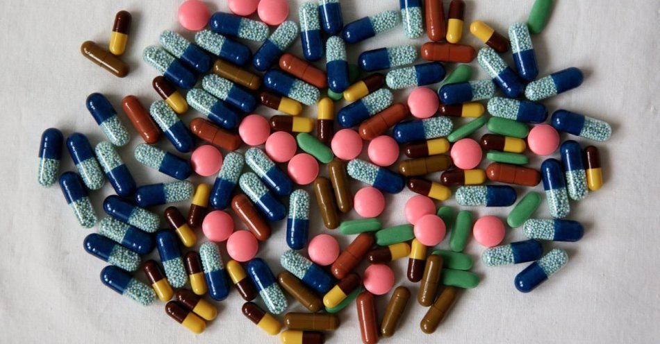 zdjęcie: Zaczyna obowiązywać nowa lista leków refundowanych / fot. PAP