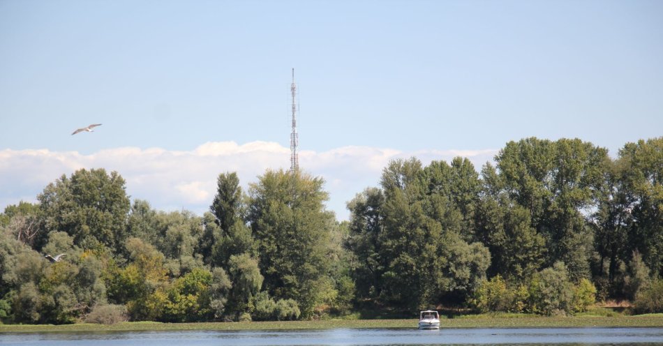 zdjęcie: Dwa lata po katastrofie ekologicznej w Odrze wzmożony monitoring stanu wody w rzece / v17685383