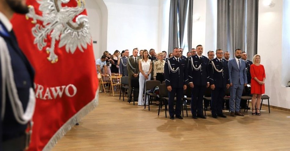 zdjęcie: 105 rocznica Policji Państwowej w Komendzie Powiatowej Policji w Ząbkowicach Śląskich / fot. KPP w Ząbkowicach Śląskich