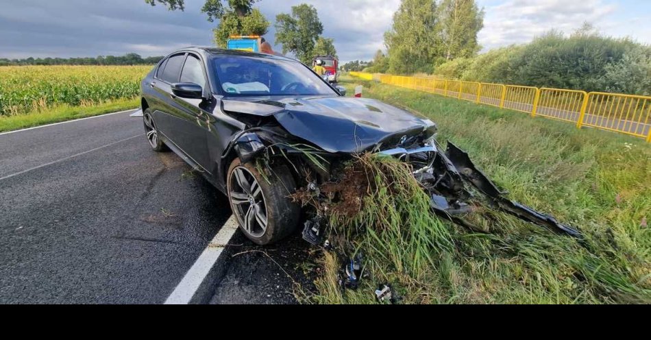 zdjęcie: Wypadek w miejscowości Kotowskie / fot. KPP Ostrzeszów