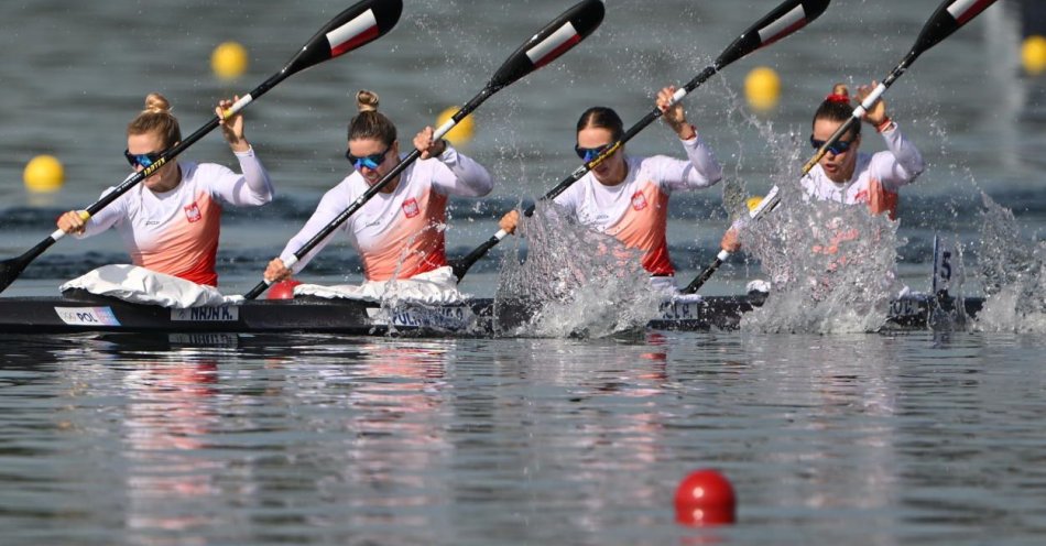 zdjęcie: Kajakarstwo - Polki czwarte w konkurencji czwórek na 500 m / fot. PAP