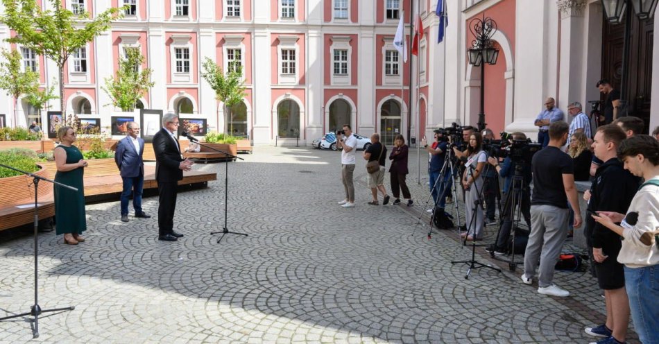 zdjęcie: Osoby poszkodowane w pożarze przy ul. Kraszewskiego są objęte pomocą miasta / fot. PAP