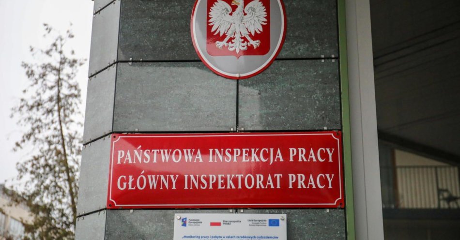 zdjęcie: Pracodawcy powinni udzielić pracownikom zaległych urlopów do 30 września; do PIP wpływają skargi / fot. PAP