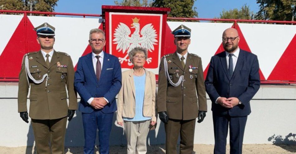 zdjęcie: Przekazanie obowiązków dowódcy 8. Batalionu Walki Radioelektronicznej / fot. UM Grudziądz