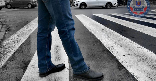 Z nieznanych przyczyn blokował ruch na przejściu dla pieszych. Skończył w zakładzie karnym